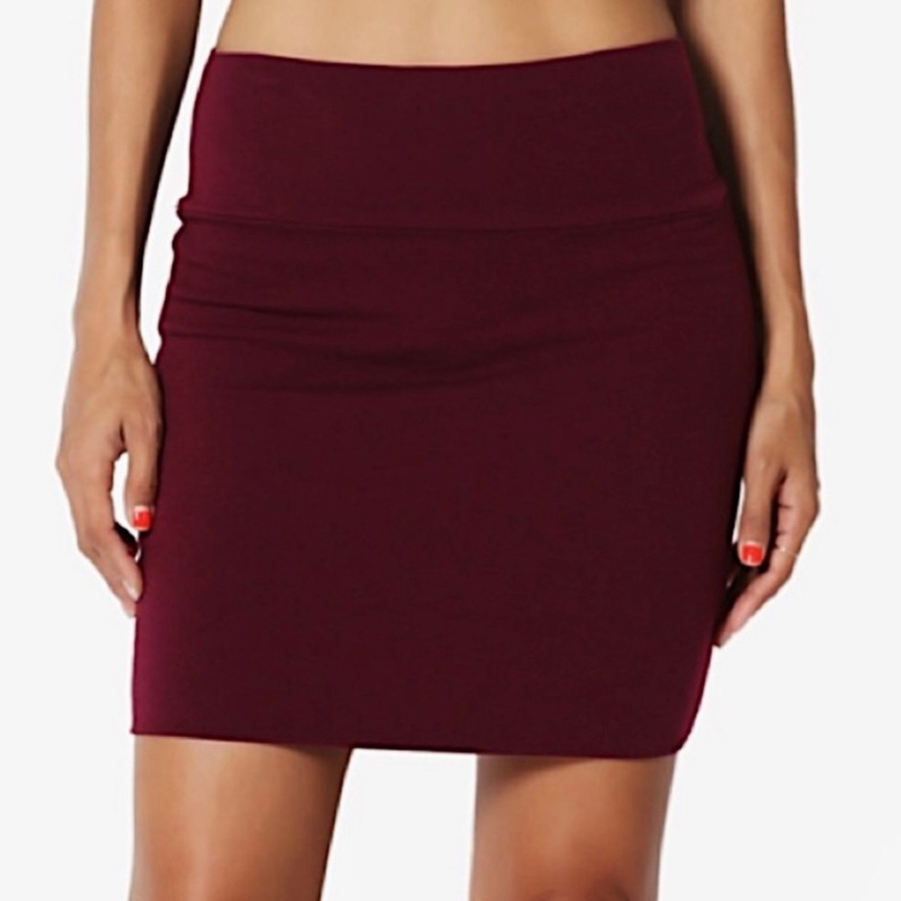 Maroon Pencil skirt